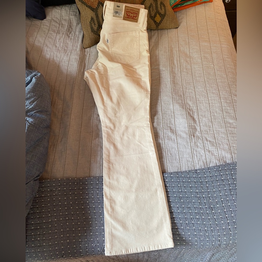 NWT Levi’s boot cut corduroy pants